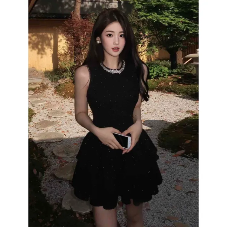 小黑裙赫本风高级感生日小礼服蛋糕裙名媛法式无袖连衣裙女夏新款