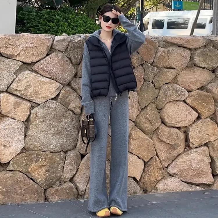 时尚休闲运动套装女2025秋冬新款洋气显瘦连帽卫衣阔腿裤三件套