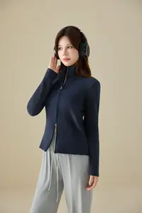 6009双开拉链莱赛尔兔绒上衣
