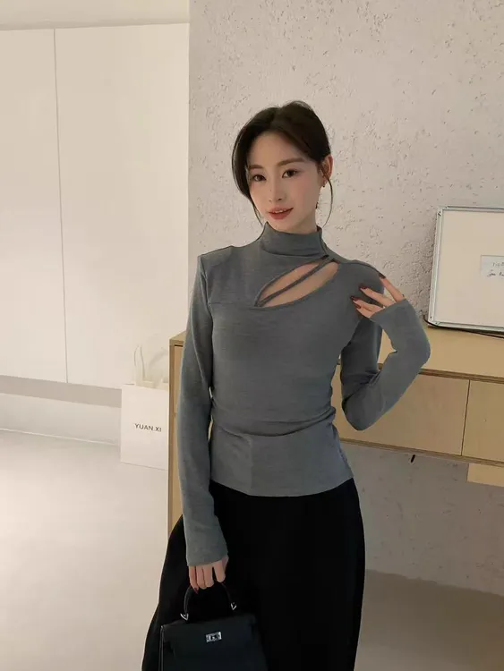 2025秋冬加绒设计款镂空女长袖通勤风半高领百搭保暖打底衫9230