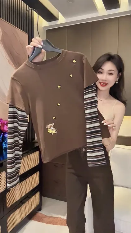 早秋流行美拉德时尚洋气炸街上衣独特漂亮超好看卡其色假两件T恤