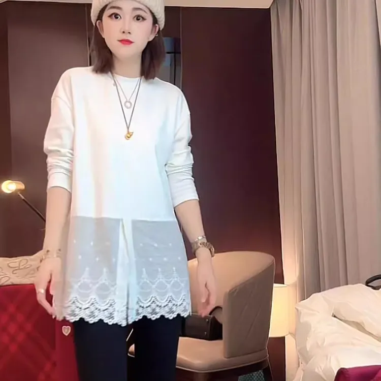 蕾丝拼接长袖圆领大版T恤女2025早春新款内搭宽松打底中长上衣潮