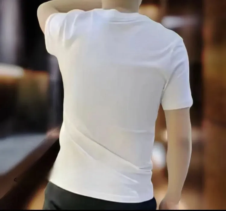 潮牌新款轻奢设计感简约帅气字母印花短袖t恤男士青年半袖上衣夏