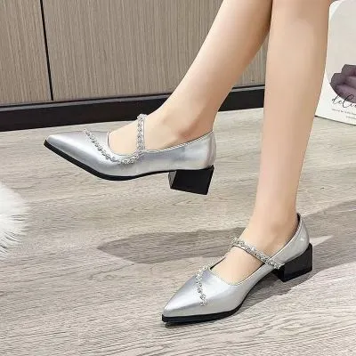 气质百搭配裙子水钻单鞋女复古尖头气质绒面小皮鞋子2024春秋新款