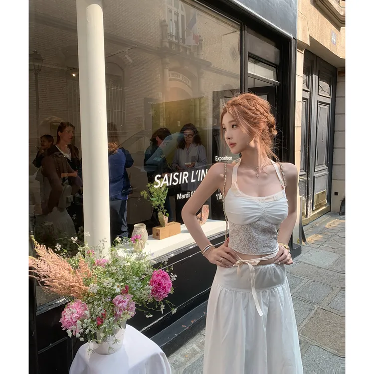 白色挂脖吊带泡泡袖上衣女春夏半身长裙套装显瘦百搭打底美背性感