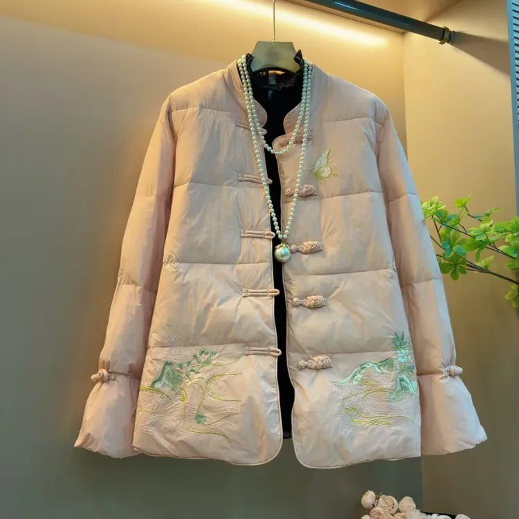 秋季韩系新款国风盘扣压花设计感显瘦时尚洋气棉外套（长65左右）