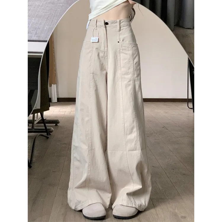 杏色工装牛仔裤女春秋季慵懒松弛感高腰直筒显瘦弯刀镰刀阔腿裤子