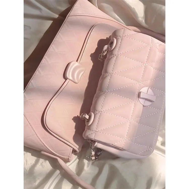 甜美温柔风百搭高颜值小方包2024新款小众设计感菱格大容量斜挎包