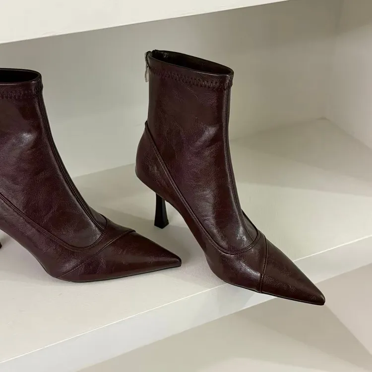 韩版软皮显瘦细跟尖头女靴短筒高跟鞋时装靴后拉链法式瘦瘦女短靴