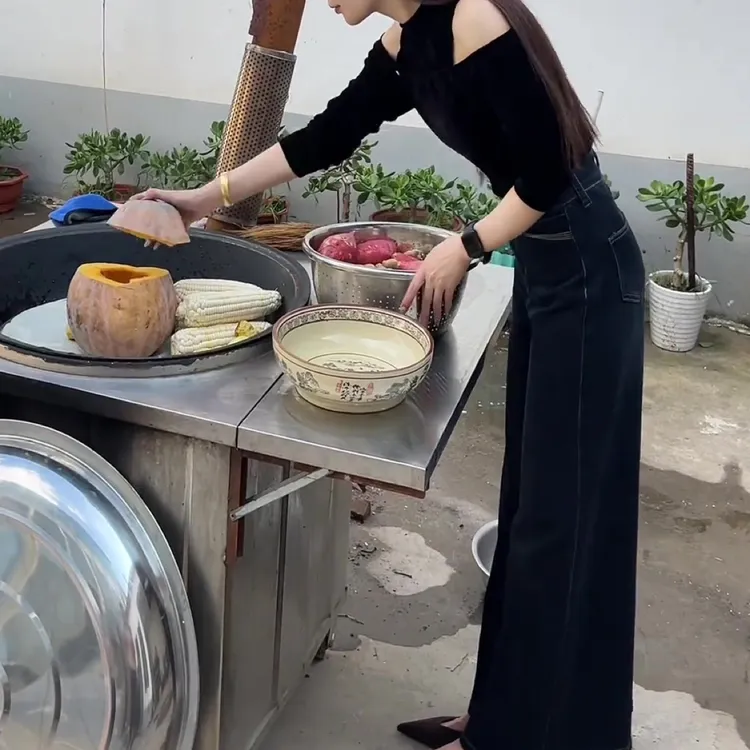 新款漏肩上衣套装穿搭高腰阔腿深蓝色显瘦百搭女装