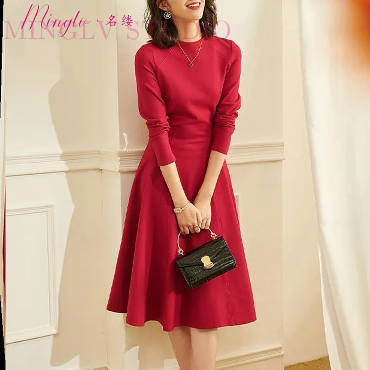 秋季2025新款连衣裙高端本命年女装法式时尚打底红色平时优雅裙子