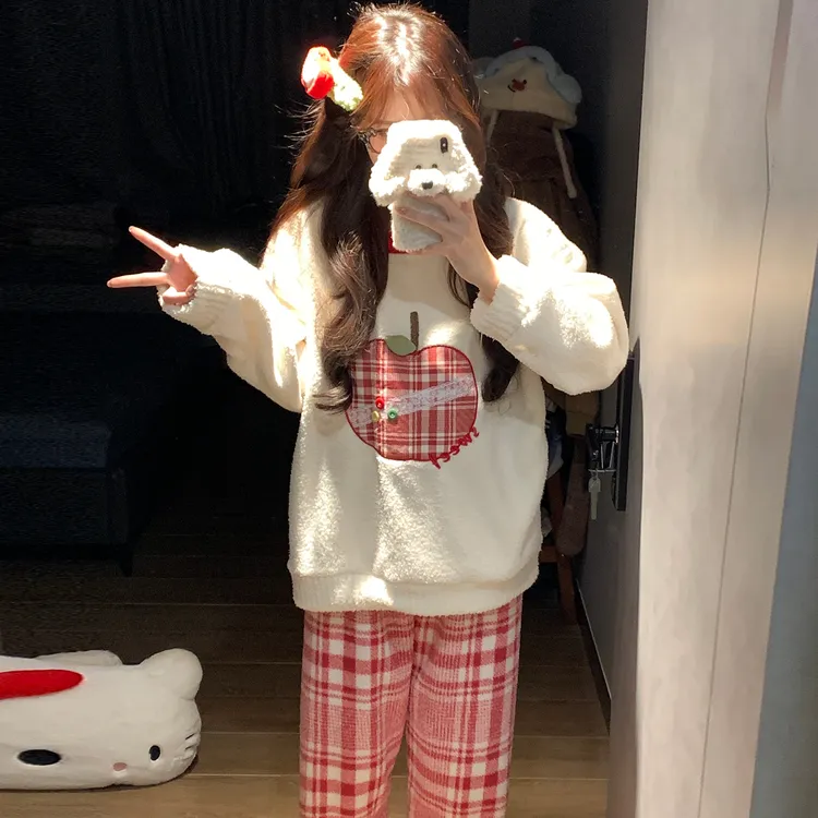 睡衣女士秋冬季珊瑚绒大码加厚仿半边绒红格苹果套装可外穿家居服