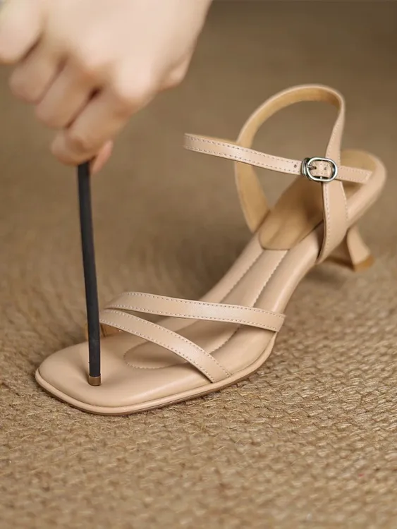 踩屎感~法式极简超软皮细带方头罗马鞋5cm高跟一字带露趾凉鞋女夏