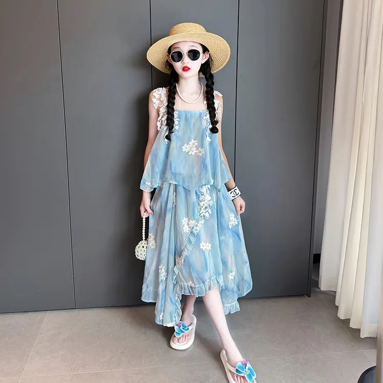 女童海边度假裙子套装夏季2025新款女大童高级感吊带沙滩裙两件套