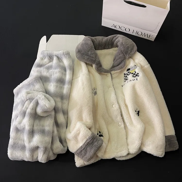 珊瑚绒睡衣女春秋季加厚保暖2025新款贵妃绒小狗可外穿家居服套装