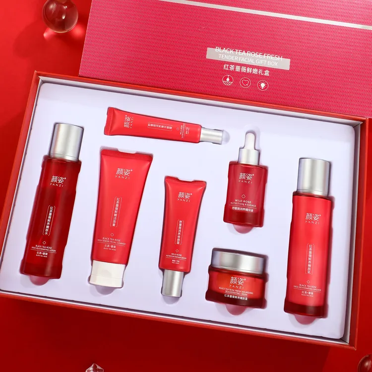 送长辈的护肤品套装颜姿红茶蔷薇鲜嫩礼盒
