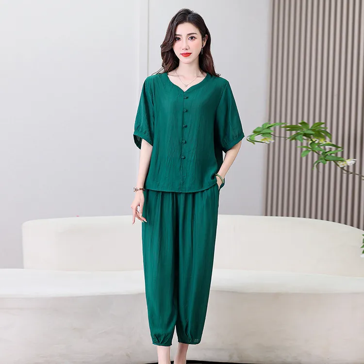 中老年女装夏季冰丝麻套装中袖T恤七分裤妈妈装V领套头两件套薄