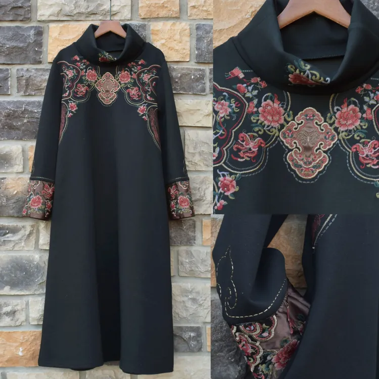 2025秋冬新款高领国风刺绣花中式爆款大码显瘦长袖连衣裙