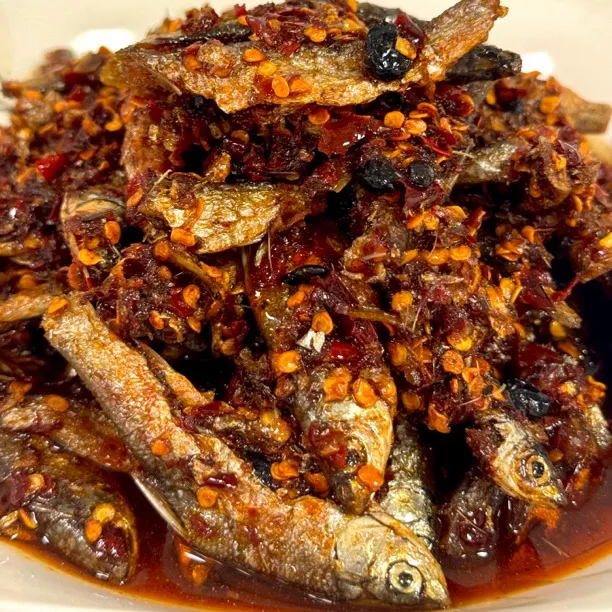 即食香辣小餐鱼纯手工制作零食小餐鱼即食农家自制鄱阳小米豆