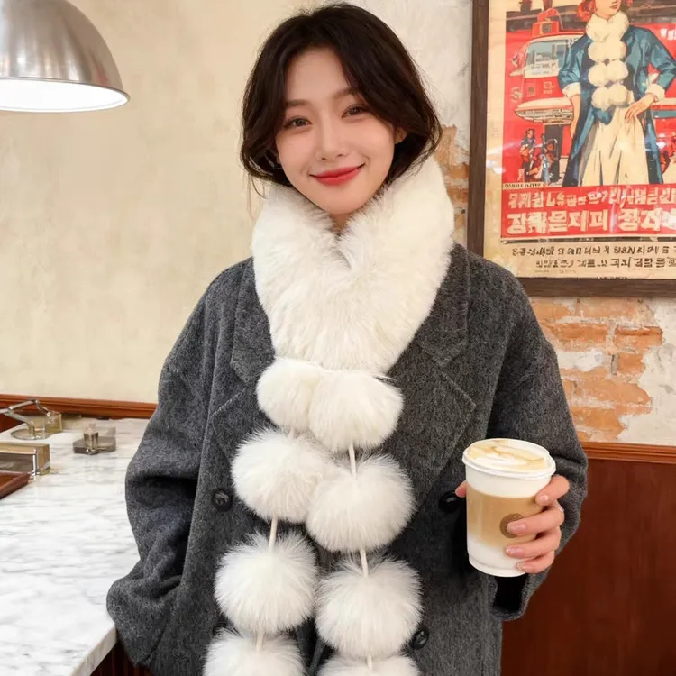 新款狐狸毛围巾女冬季保暖气质百搭仿皮草护颈毛领毛球毛绒围脖