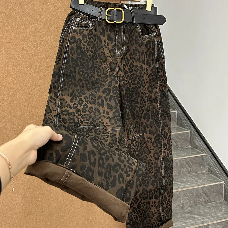 秋季复古豹纹弯刀牛仔裤宽松大码遮肉时尚胖mm牛仔长裤高个子女裤