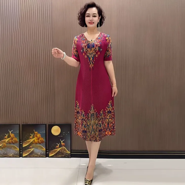 龙鳞纹褶皱连衣裙夏季新款高弹力过膝长裙宽松休闲气质V领长裙子