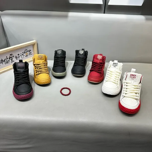 2025秋冬款男鞋单棉同款系带轻质保暖时尚休闲潮鞋