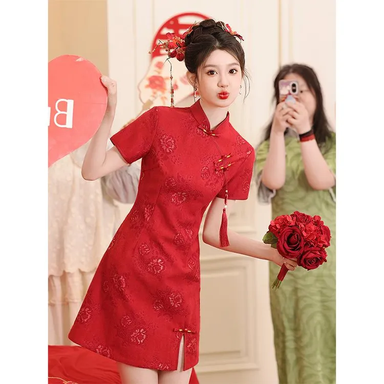 新款夏季短款红色旗袍新娘结婚敬酒服年轻复古风格花纹连衣裙女小
