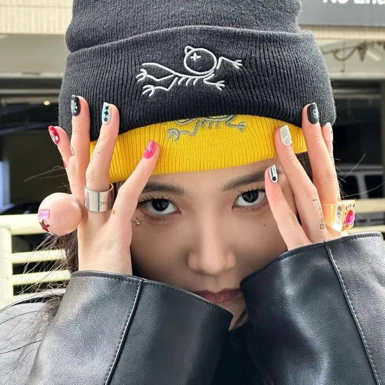 【吖比】情侣小鸡帽子女针织帽滑雪护耳冷帽男女登山驾车个人用品