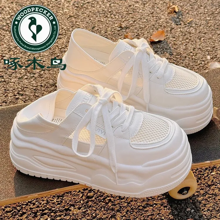啄木鸟厚底小白鞋女夏季网鞋透气网面两穿半拖鞋配阔腿裤运动板鞋