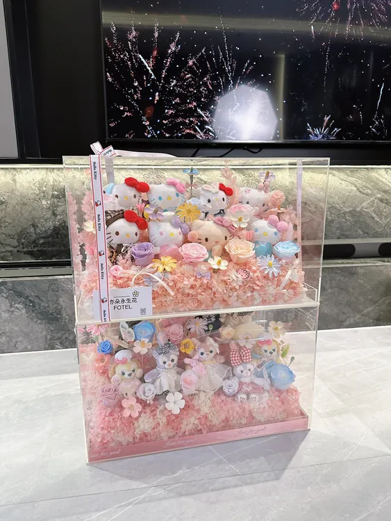 HelloKitty永生花礼盒情人节生日表白求婚送女友闺蜜礼物永生花摆