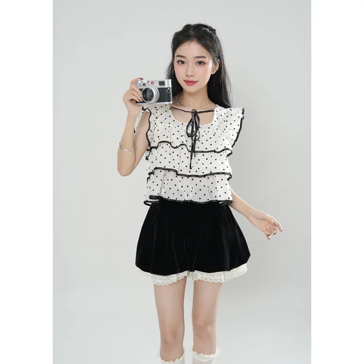 少女初心 波点小飞袖千层衬衫上衣+黑色拼接短裤两件套夏2024新款