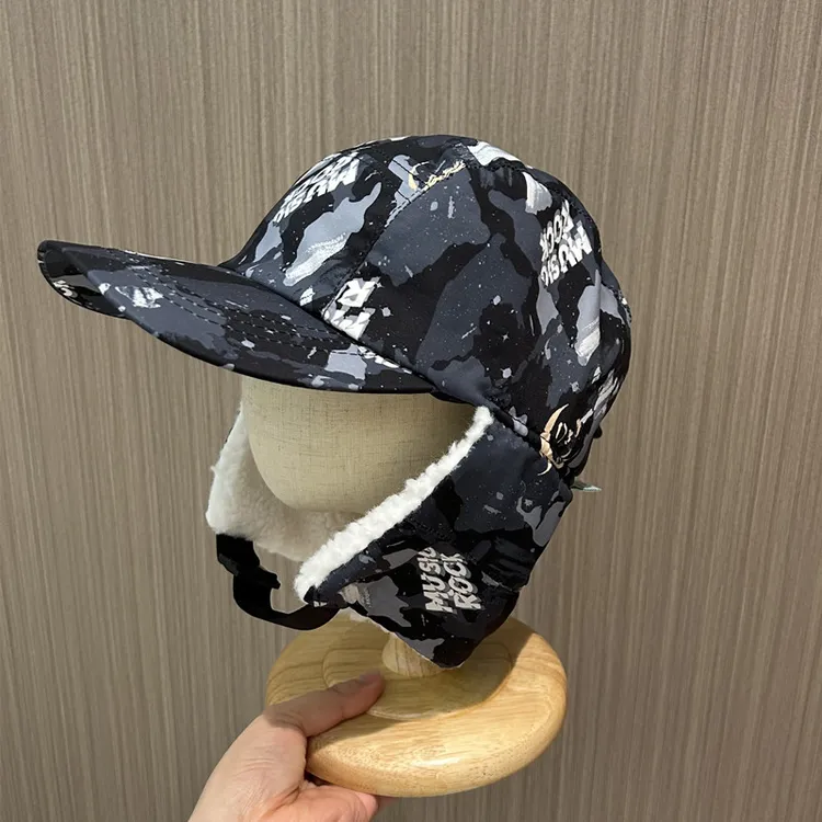 儿童帽子冬季迷彩护耳帽男女童加绒骑行防风保暖雷锋帽中大童鸭舌
