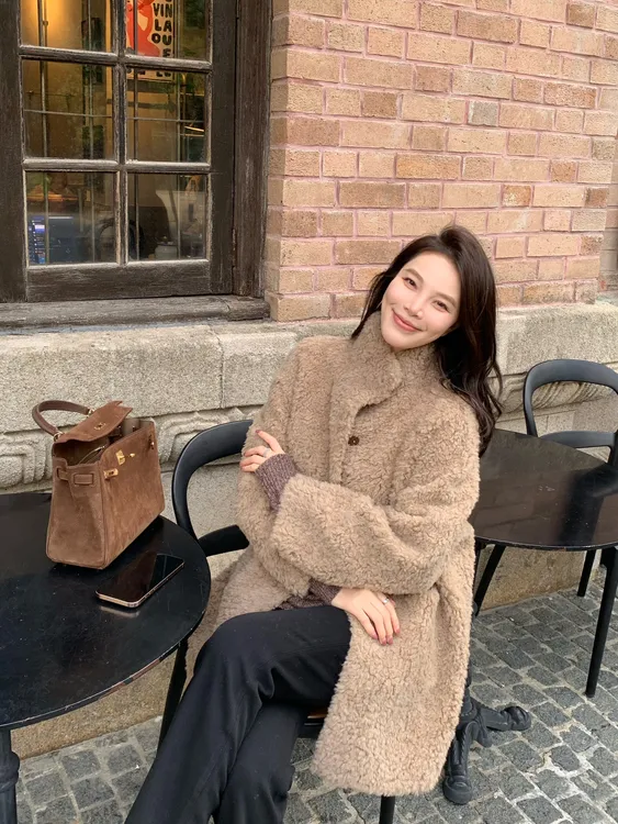 BIG WHITE REMADE“港湾朵蕊”100绵羊毛法式奢感时尚风外套24667