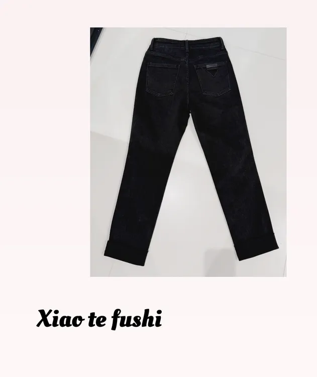 小特 2025秋冬新款黑色九分瘦版烟管牛仔裤女士修身设计师款显瘦