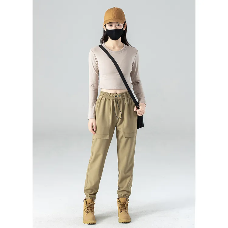 时尚保暖春季情侣冲锋裤男软壳裤户外登山运动休闲女新款防风防水