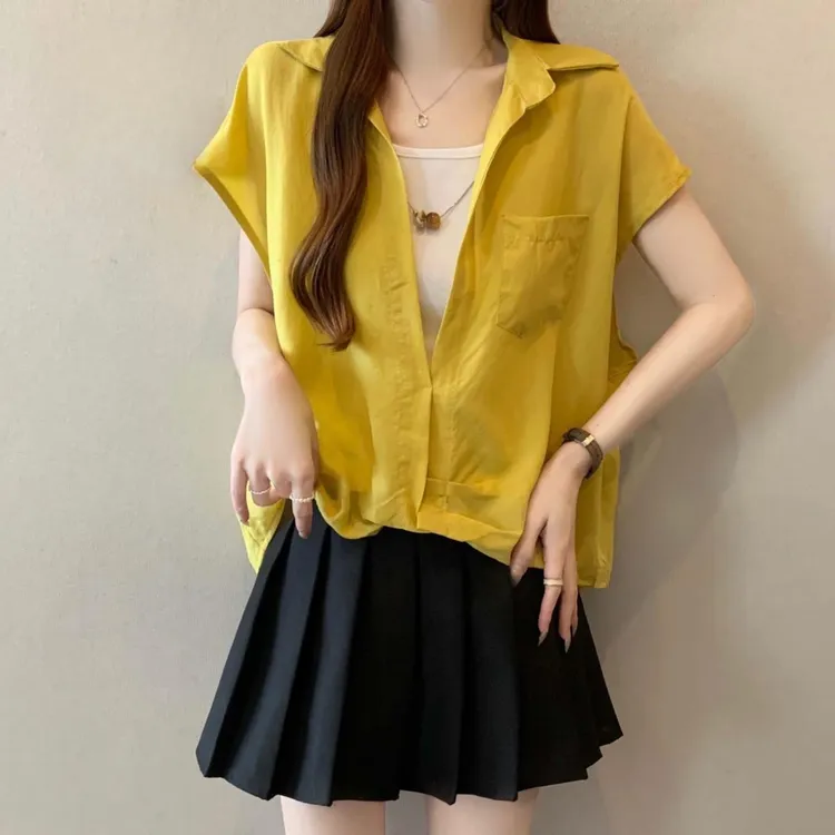 夏天穿搭一整套女大码胖mm显瘦设计感港风短袖衬衫吊带背心两件套