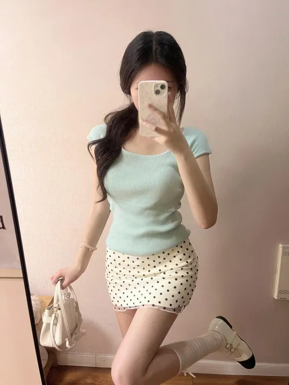 时尚套装女夏季新款显瘦针织短袖上衣减龄百搭波点半身短裙两件套