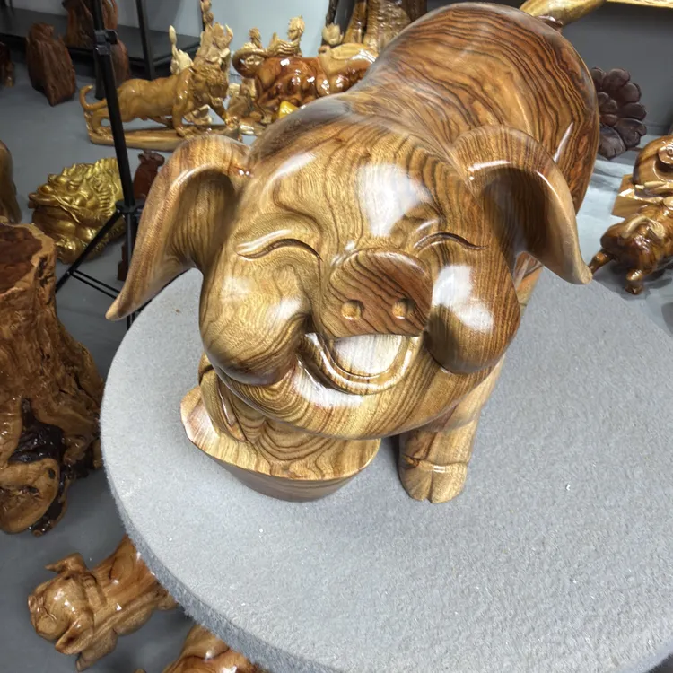 香樟木实木家居摆件工艺品猪茶宠吉祥物摆设45×22×26  重27斤。