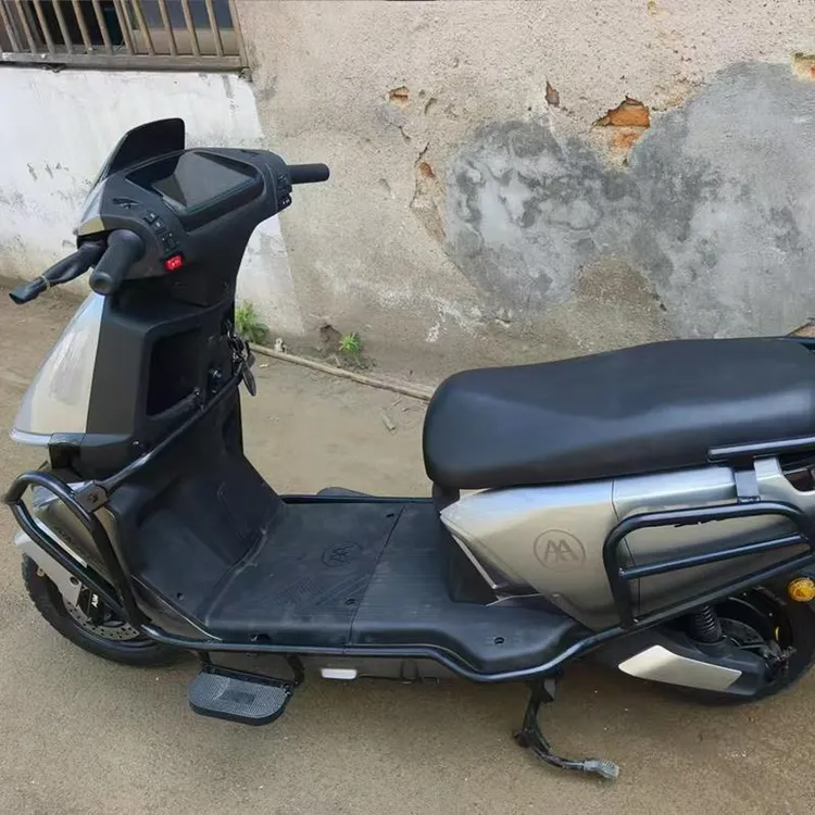 佐华适配爱玛猎奇电动车加厚加粗全车防撞护杠改装无损直上配件