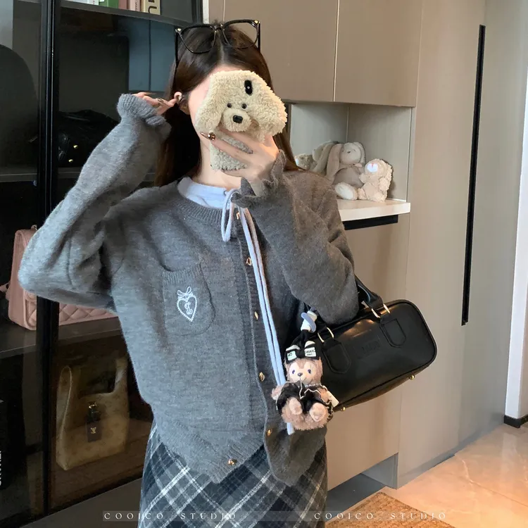 666大码胖mm早秋穿搭刺绣假两件针织开衫女秋冬设计感学院风毛衣