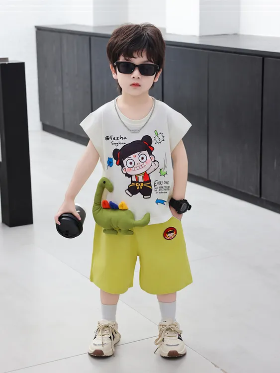 哪吒男童可爱恐龙套装夏季25新款儿童卡通背心中小童宝宝薄款无袖
