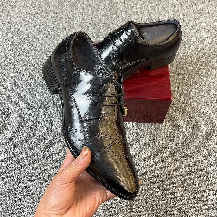 35码起尖头平跟真皮休闲皮鞋单鞋男黑色爆款牛皮韩版正品时尚皮鞋