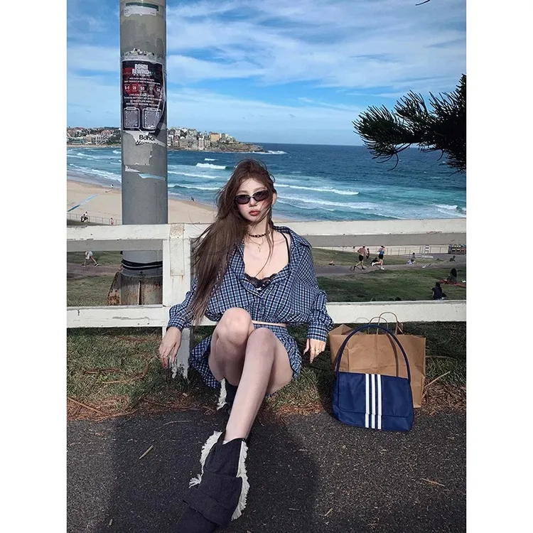 马德里假日 格子衬衫外套上衣a字裙裤套装