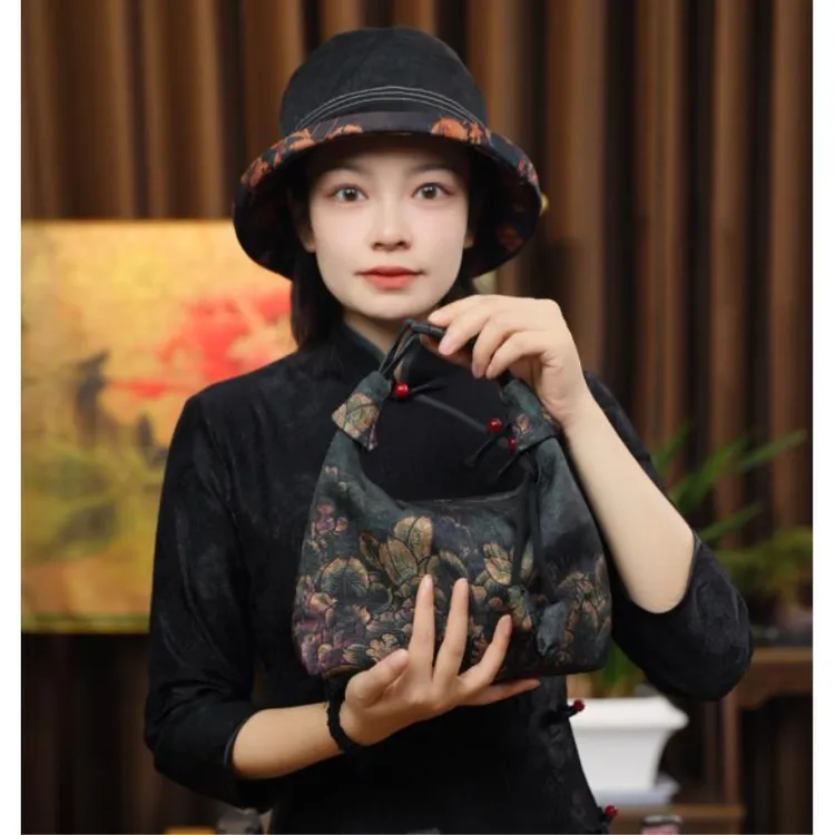 新款月牙包 花萝 28*17定位花 斜挎包手提包 国风包 新热款