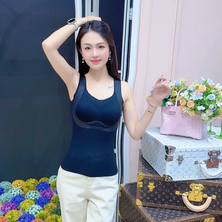 【第二十八代-软黄金】立体浮雕提拉时尚百搭免穿文胸保暖背心A3162