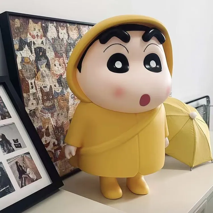 经典40厘米黄色雨衣蜡笔小新手办潮玩公仔摆件装饰男生动漫饰品