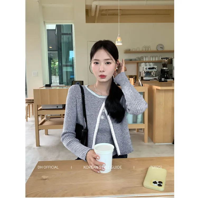 DH OFFICIAL大花【凯莉日记Kelly】韩系雏菊交叠设计开衫吊带两件套