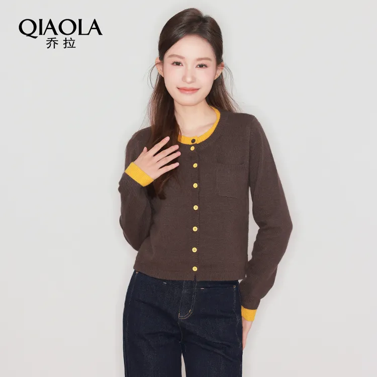 QIAOLA/乔拉【黄油奶酪】秋冬季北极绒拼色假两件毛衣时尚套装