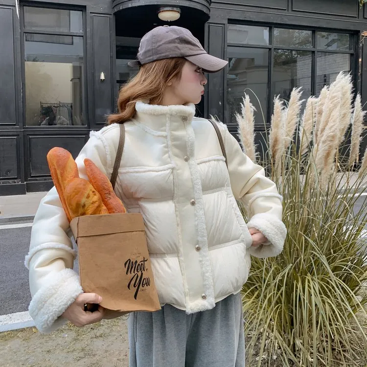 千金感白色羊羔毛拼接羽绒服女冬季2025新款小个子白鸭绒短款外套